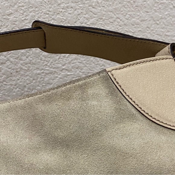 Vintage Authentic GUCCI Hasler Horsebit Suede Pale Green/Beige Large Hobo Bag - Picture 8 of 16